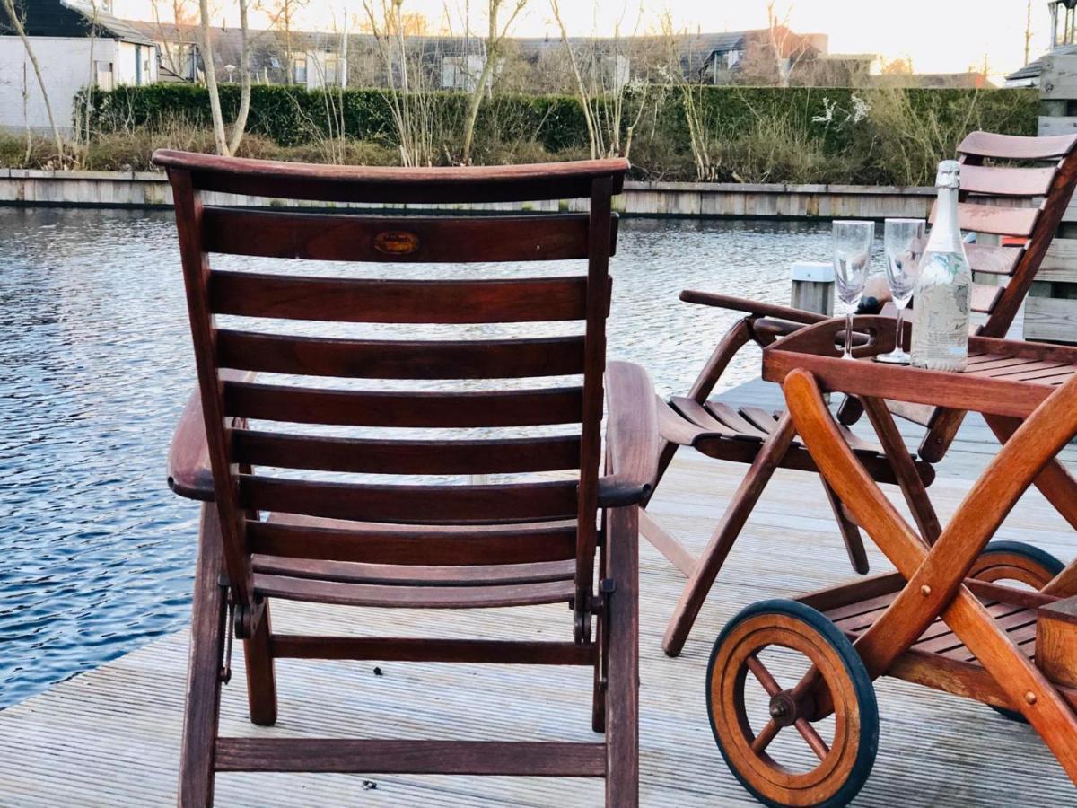 Riverside-Lemmer Esterno foto