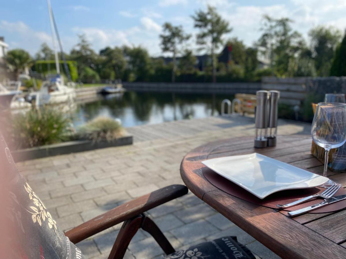 Riverside-Lemmer Esterno foto
