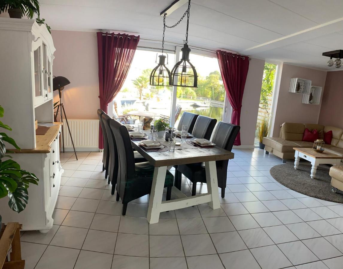 Riverside-Lemmer Esterno foto
